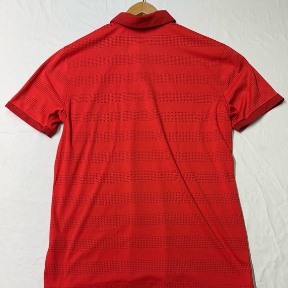 Lot of 4 Nike golf Men’s polo shirts stripped/solid size Medium shorts sleeves - Picture 16 of 16